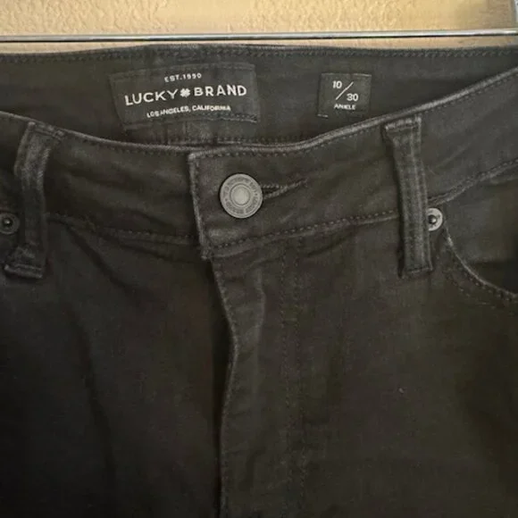 Lucky brand Womens Jeans Lolita Skinny Ankle EUC size 10 x 30 Black - Picture 3 of 6